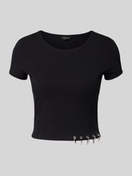 Krótki T-shirt z zawieszkami z logo model 'Elisabette' od GUESS - 20