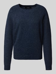 Sweter o kroju regular fit z prążkowanymi ściągaczami model ‘DOFFY’ od Vero Moda - 17