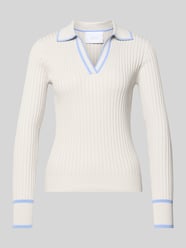 Geribd shirt met lange mouwen met V-hals - curated by Tinvcb van Style Icon Collection - 29
