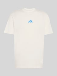 Regular Fit T-Shirt aus reiner Baumwolle von adidas Sportswear - 2