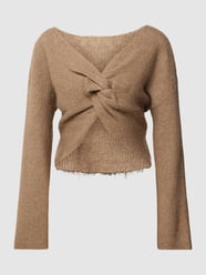 Cropped Strickpullover mit V-Ausschnitt Modell 'JUNA' von Pieces Braun - 34