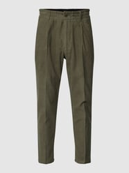 Cordhose mit fixierten Bundfalten Modell 'CHASY' von Drykorn Grün - 32