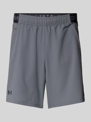 Regular Fit Shorts mit Label-Print von Under Armour Grau - 20