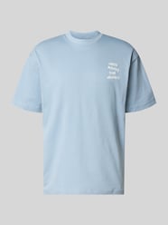 t-shirt o kroju loose fit z czystej bawełny model 'MONEY' od ONLY & SONS - 47