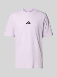 T-shirt z wyhaftowanym logo i okrągłym dekoltem od ADIDAS SPORTSWEAR - 31