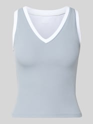 Slim Fit Top mit V-Ausschnitt Modell 'Chia' von VARLEY - 18