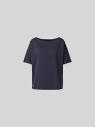 T-Shirt mit U-Boot-Ausschnitt von Juvia Blau - 38