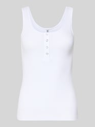 Top typu tank w kroju slim fit z mieszanki bawełny ekologicznej model 'KITTE' od PIECES - 27