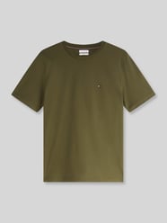 t-shirt o kroju regular fit z czystej bawełny od Tommy Hilfiger - 24