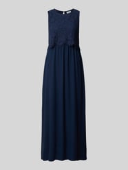 Avondjurk met kant en ronde hals model 'MILINA LACE' van VILA - 37