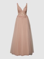 Abendkleid mit Zierbesatz von Mascara Pink - 31