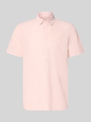koszula casualowa o kroju regular fit z kołnierzykiem typu kent model 'ABAN' od Blend Fuksjowy - 44