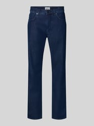 Jeansy w efekcie znoszenia o kroju regular fit Model 'Cadiz' od Brax - 18