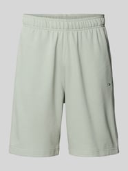 Bermudy z dzianiny dresowej o kroju relaxed fit z wyhaftowanym logo model ‘ICONS’ od CHAMPION - 34