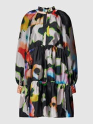 Knielanges Kleid in schimmerndem Design Modell 'Jasmine' von Stine Goya Schwarz - 29