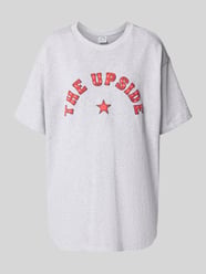 Oversized T-Shirt mit Label-Print und Rundhalsausschnitt von The Upside - 46