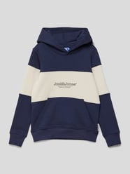 Bluza z kapturem i blokowymi pasami model ‘JORLAKEWOOD’ od Jack & Jones - 9