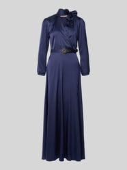 Abendkleid mit Ziergürtel von Rinascimento - 18
