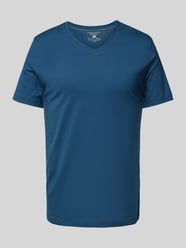 T-Shirt mit V-Ausschnitt von Christian Berg Men Blau - 22