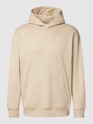 Hoodie mit Känguru-Tasche Modell 'Classics Relaxed Hoodie' von PUMA PERFORMANCE Beige - 29