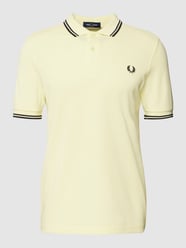Poloshirt met labelstitching van Fred Perry Geel - 16