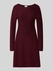 Strickkleid mit Rundhalsausschnitt Modell 'VALUNI' von VILA Bordeaux - 45