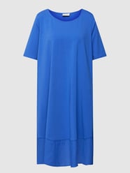 Knielanges Kleid mit seitlichen Eingrifftaschen von Milano Italy Blau - 43