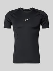 T-shirt z nadrukiem logo i okrągłym dekoltem od Nike Training - 2
