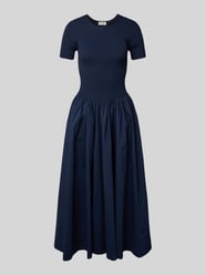 Midi-jurk in riblook, model 'LAROQUETTE' van Staud - 4
