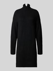 Gebreide jurk met opstaande kraag, model 'Olma' van B.Young - 27