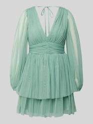 Cocktailkleid im Stufen-Look mit V-Ausschnitt von Jake*s Cocktail - 16