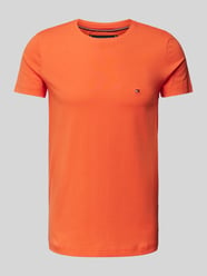 Slim Fit T-Shirt mit Logo-Stitching von Tommy Hilfiger Orange - 5