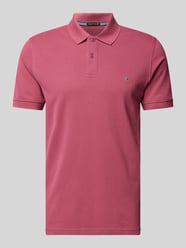 Poloshirt mit Label-Detail von Christian Berg Men Rosa - 31