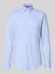 Koszula o kroju slim fit Biznes z kołnierzykiem typu kent i z bardzo długim rękawem od Jake*s - 39