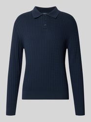 Sweter z dzianiny z kołnierzykiem polo i krótką listwą guzikową od MCNEAL - 17