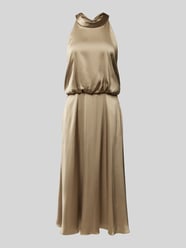 Sukienka koktajlowa z wiązaniem na szyi od V by Vera Mont Zielony - 9