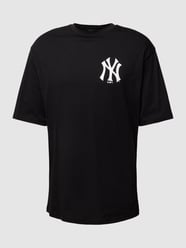 T-Shirt mit Motiv-Print Modell 'FISH GRAPHIC' von New Era Schwarz - 15
