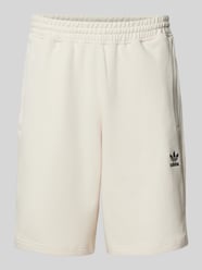 Regular Fit Sweatshorts mit Label-Stitching von adidas Originals - 1