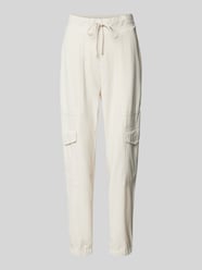 Tapered Fit Jogpants mit verkürztem Schnitt Modell 'KARO' von CAMBIO Beige - 5