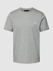 T-Shirt mit Logo-Stitching Modell 'RINGER' von Fred Perry Grau / Schwarz - 47
