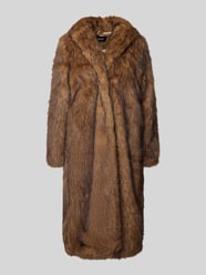 Płaszcz z imitacji futra o kroju regular fit z kołnierzem z połami model ‘DAWN’ od Only - 41