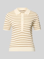 Strickshirt mit Polokragen und kurzer Knopfleiste Modell 'TENCYP' von MANGO - 10