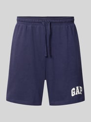 Straight Fit Shorts mit Logo-Stitching Modell 'Arch' von GAP - 22