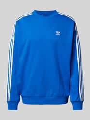 Oversized Sweatshirt mit Label-Stitching von adidas Originals Blau - 2