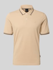 Slim Fit Poloshirt mit Label-Stitching von bugatti Beige - 16