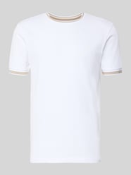 T-shirt ze strukturalnym wzorem i okrągłym dekoltem od Christian Berg Men - 32