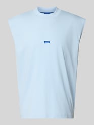 Top typu tank o kroju relaxed fit z czystej bawełny model 'NAVERTZ' od HUGO Blue - 1