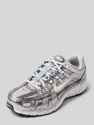 Sneakersy z naszywką z logo od Nike - 15