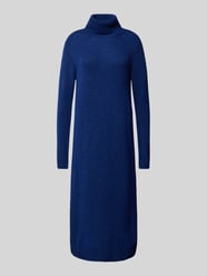 Relaxed Fit Strickkleid mit Rollkragen und Seitenschlitzen Modell 'JULIANA' von Pieces Blau - 17