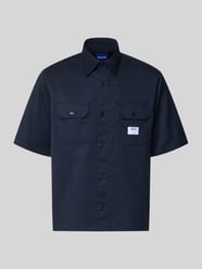 Koszula casualowa o kroju relaxed fit z czystej bawełny model 'EKYNO' od HUGO Blue - 31